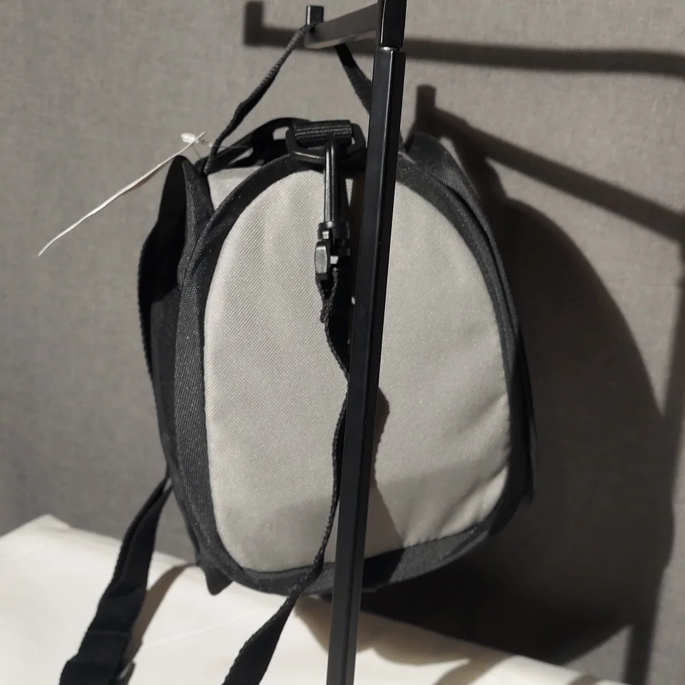 You & Me Small Pet Carrier NWT mesh soft carrier with handle & adjustable strap